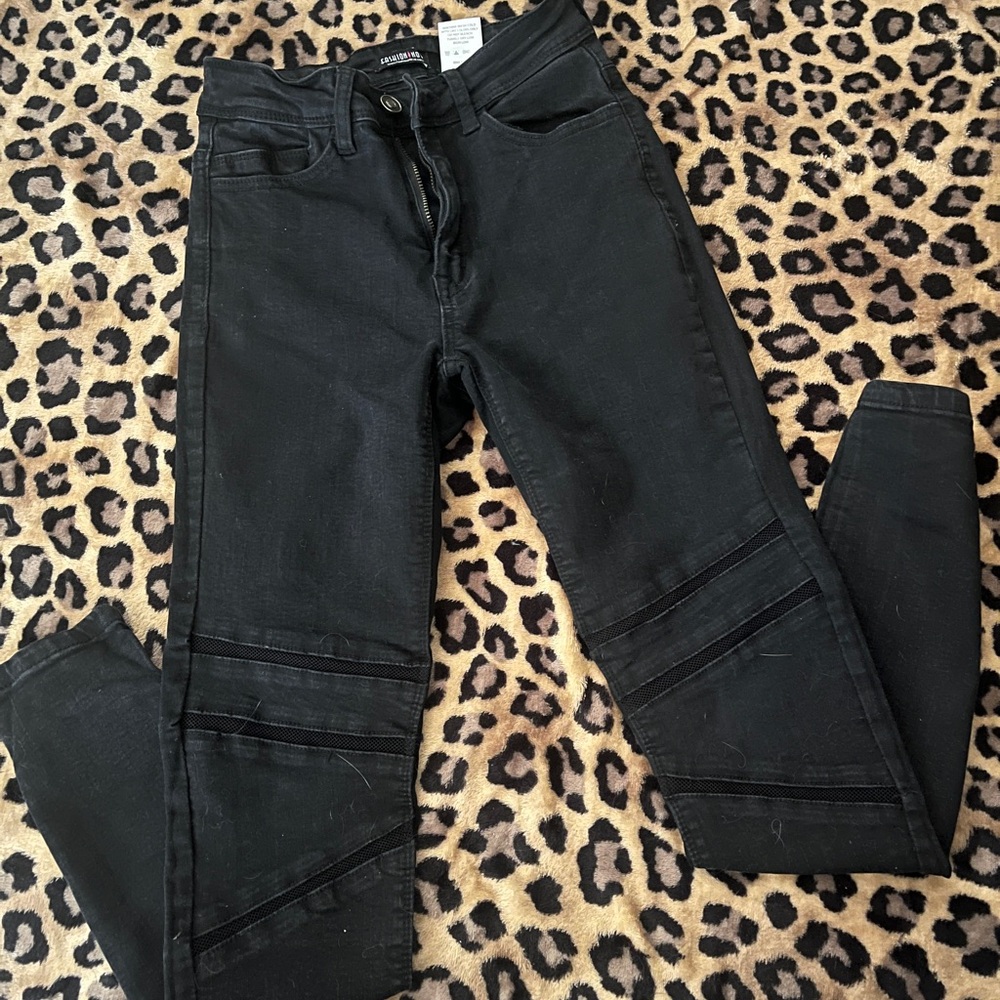 Fashion Nova Black Skinny Jeans with Stretch